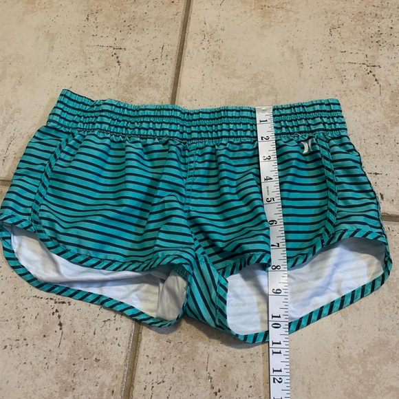 💜 Hurley Teal & Black Striped Board Shorts / Swim Shorts, Size S - Picture 3 of 5